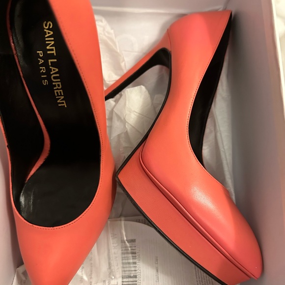 YSL Yve saint laurent heels - Picture 1 of 3